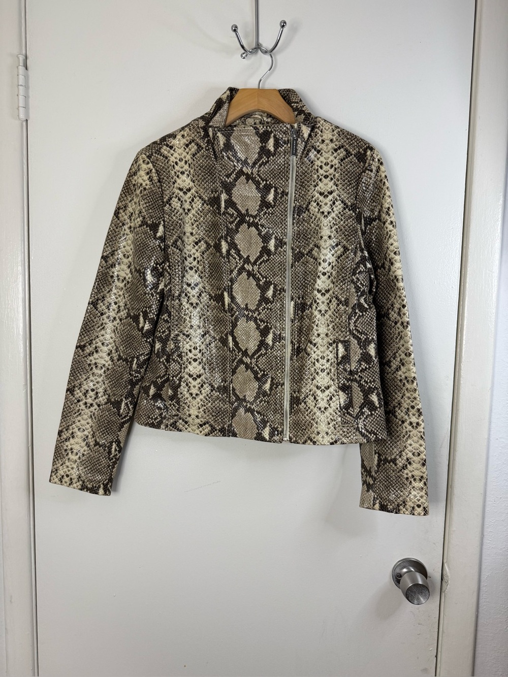 Michael Kors 100% calf leather, snake print, asymmetric zipped leather jacket. L